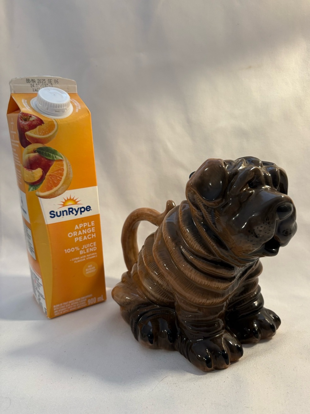 Sharpei dog collectable ceramic tea pot